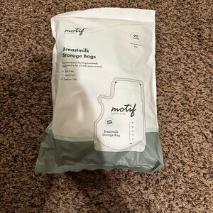 Motif Breastmilk Storage Bags